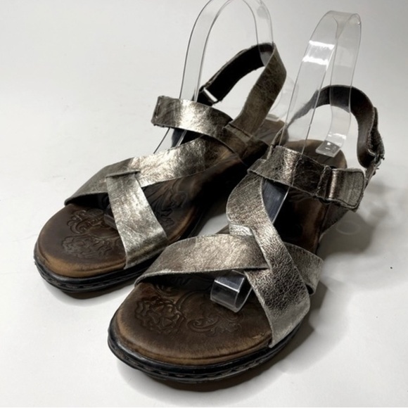 Born Shoes - BORN Sandals Silver Mettalic Womens Size 9